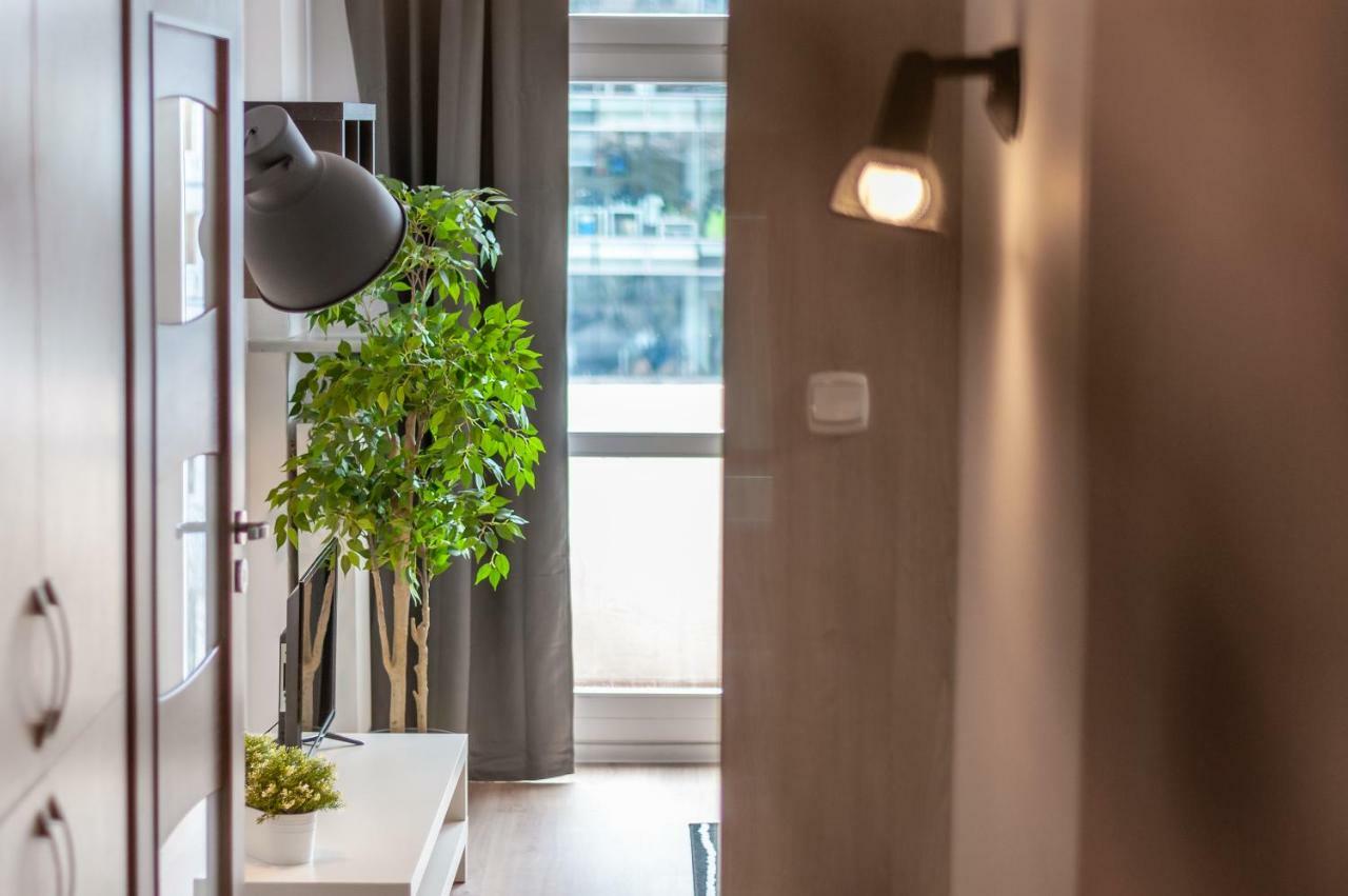 Apartments Dexter Warsaw By Noclegi Renters Luaran gambar